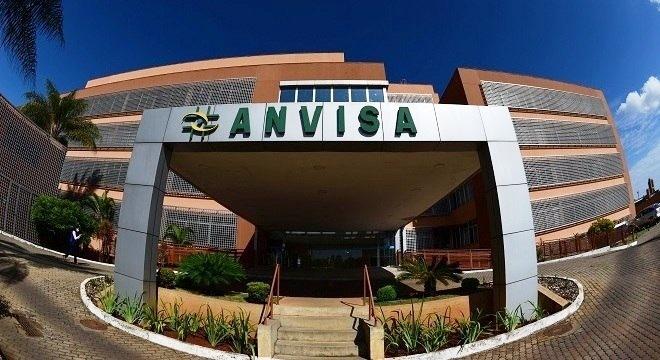 Anvisa terá até 10 dias para analisar uso emergencial de vacinas