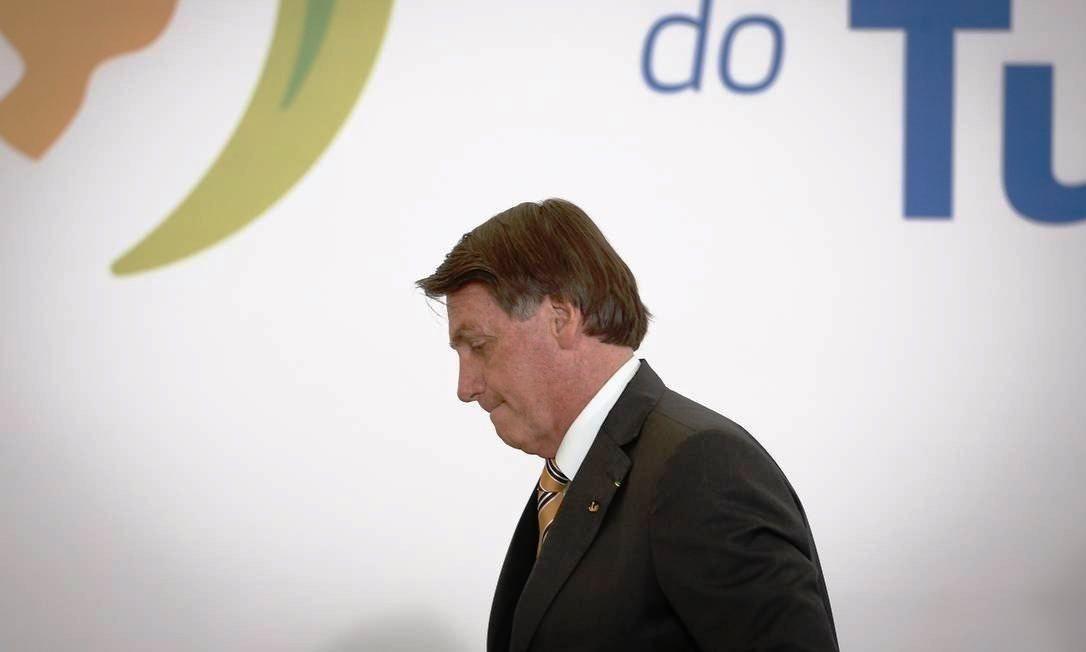 Bolsonaro confirma R$ 20 bi para vacina, e diz que paciente terá que assinar ‘termo de responsabilidade’