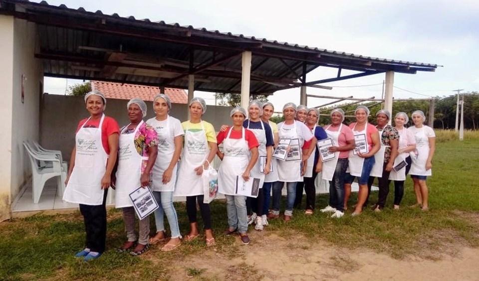 Mulheres conquistam trabalho e renda com criação de agroindústria em São Mateus