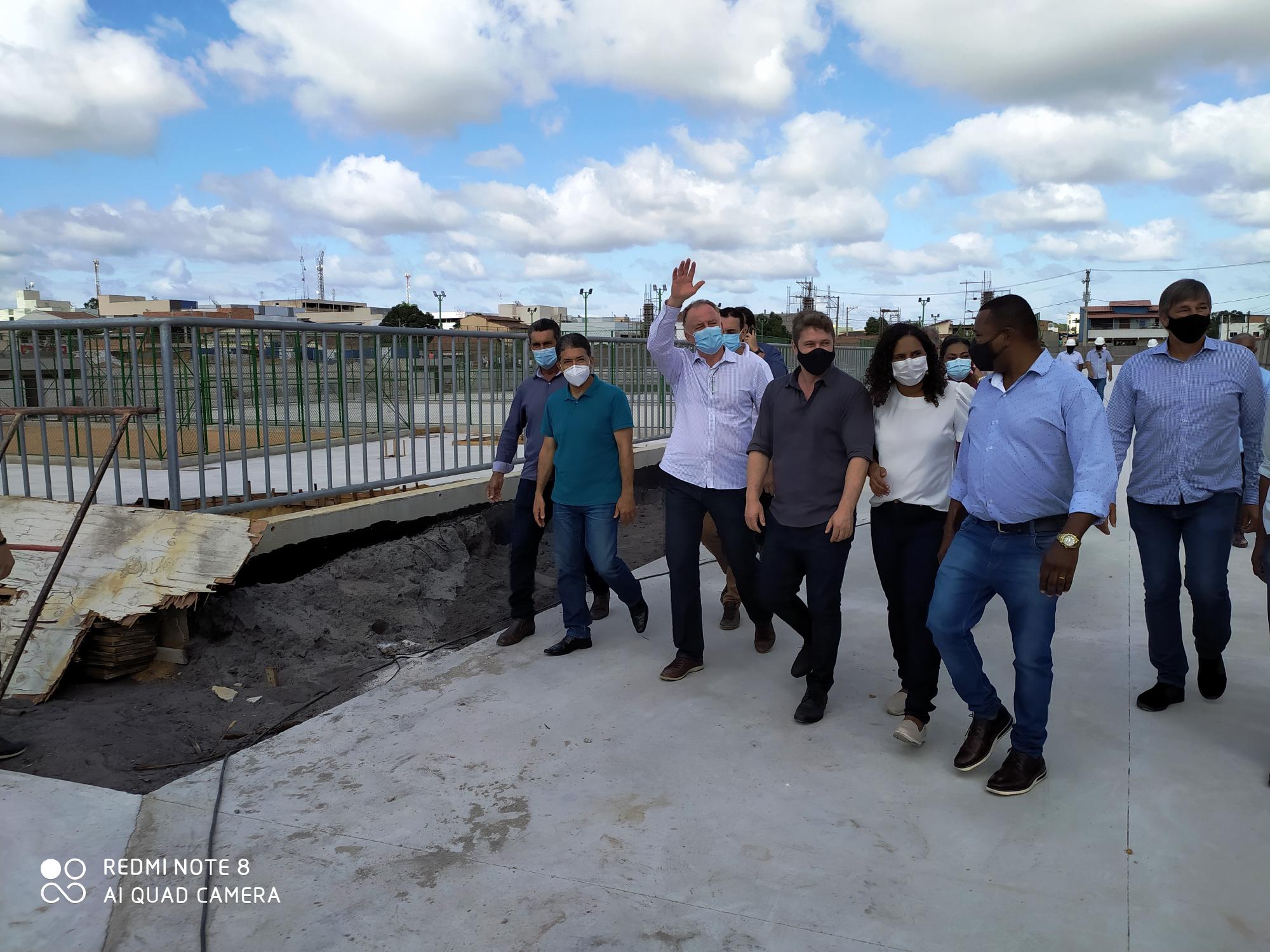 Casagrande inaugura Barragem Caximbau e visita obras do espaço multiesportivo, em Jaguaré