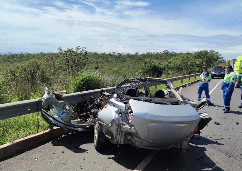 Cinco pessoas morrem em grave acidente na BR-135, em Montes Claros