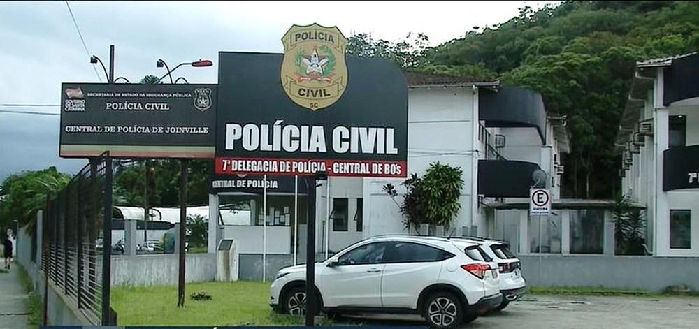 Polícia prende jovem suspeito de matar a própria mãe e esconder o corpo