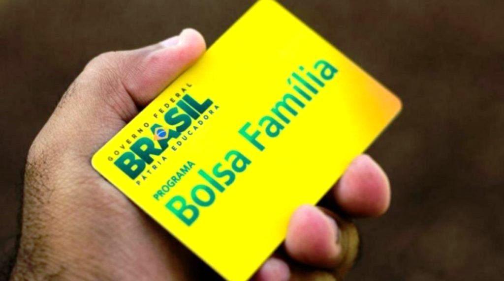 Bolsa Família começa a pagar, sem o auxílio emergencial, nesta segunda-feira (18)