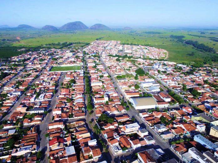 Cai para quatro número de municípios em risco alto para Covid-19 no Espírito Santo