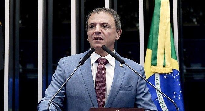 Senado deve apresentar hoje texto para viabilizar auxílio emergencial