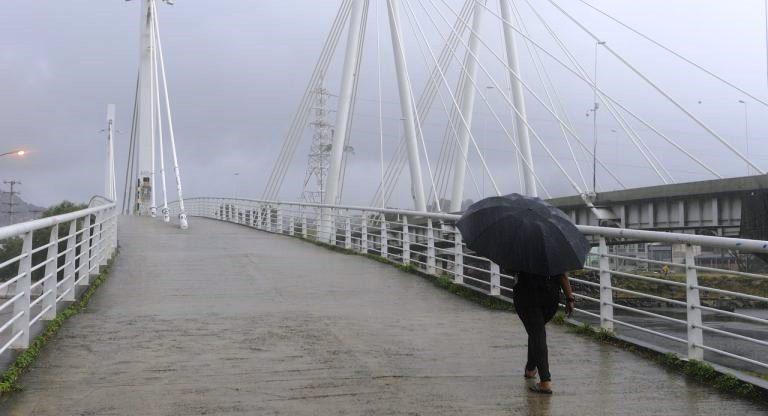 Frente fria provoca chuva e queda na temperatura nesta semana no ES