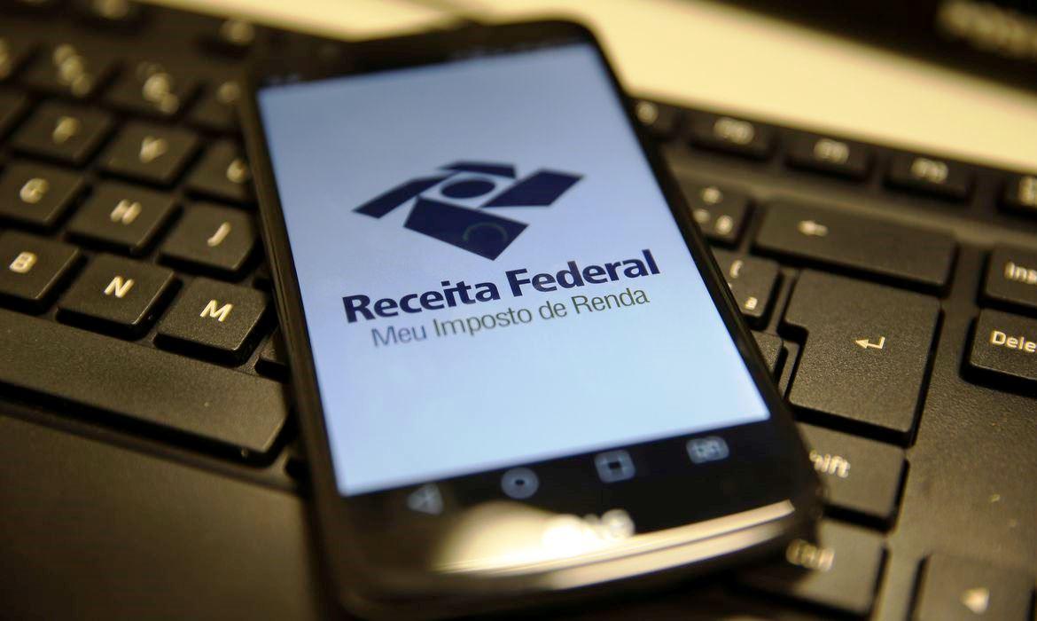 Contribuinte pode juntar documentos para declarar Imposto de Renda