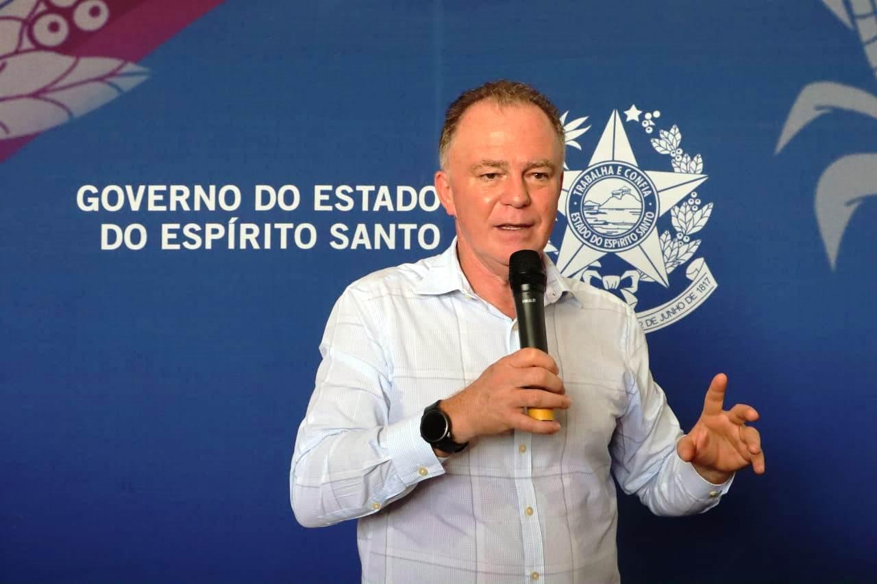 Casagrande inaugura base do SAMU 192 e autoriza reforma de escola em Sooretama