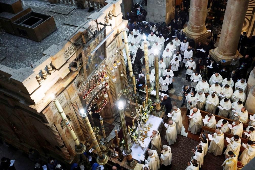 Após vacinação em massa, cristãos revivem a Páscoa sem isolamento em Jerusalém