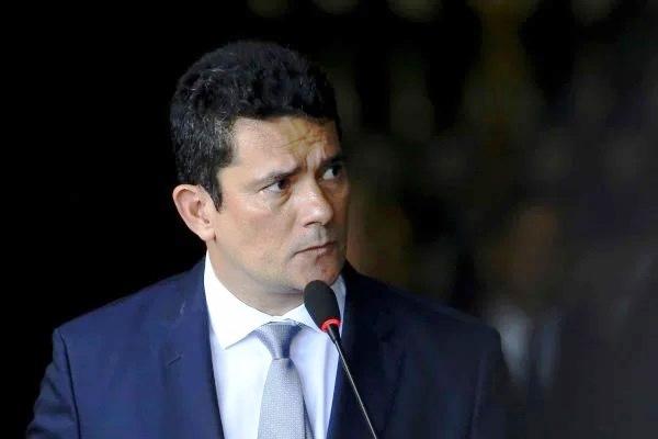 STF manda casos de Lula ao DF, e maioria mantém suspeição de Moro