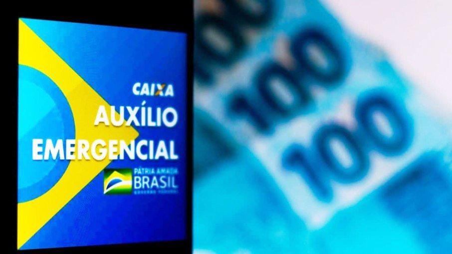 Novos aprovados recebem 2 parcelas do auxílio emergencial: Confira o calendário