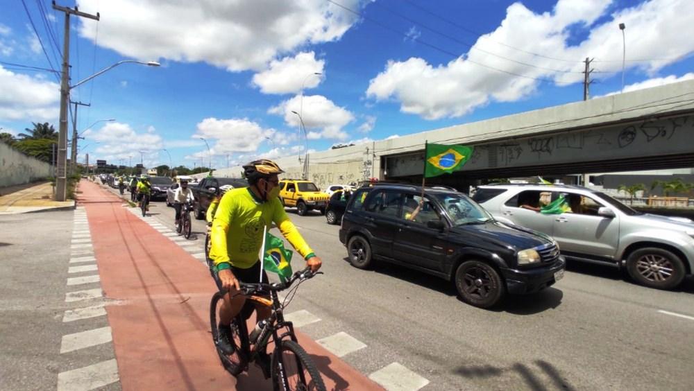 1º de maio tem atos contra e a favor do governo Bolsonaro