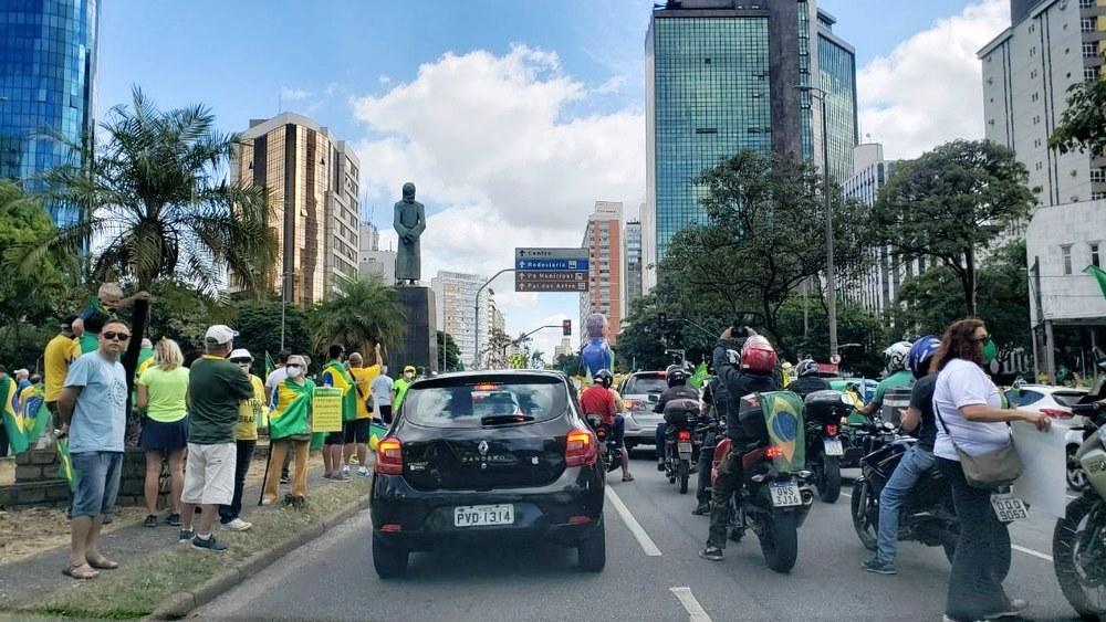 1º de maio tem atos contra e a favor do governo Bolsonaro