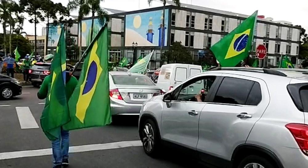 1º de maio tem atos contra e a favor do governo Bolsonaro