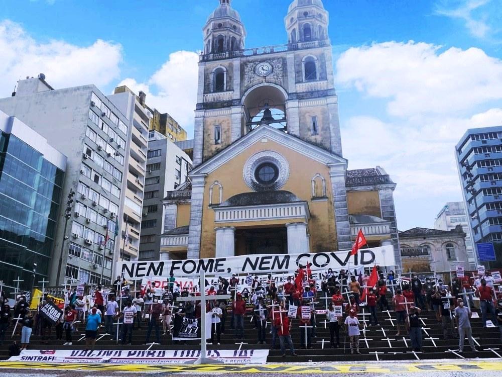 1º de maio tem atos contra e a favor do governo Bolsonaro