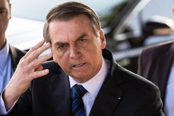 Bolsonaro se reúne com Alto Comando das Forças Armadas