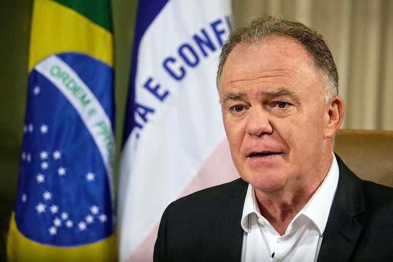 ES não consegue avançar na compra de vacinas, afirma o governador Renato Casagrande