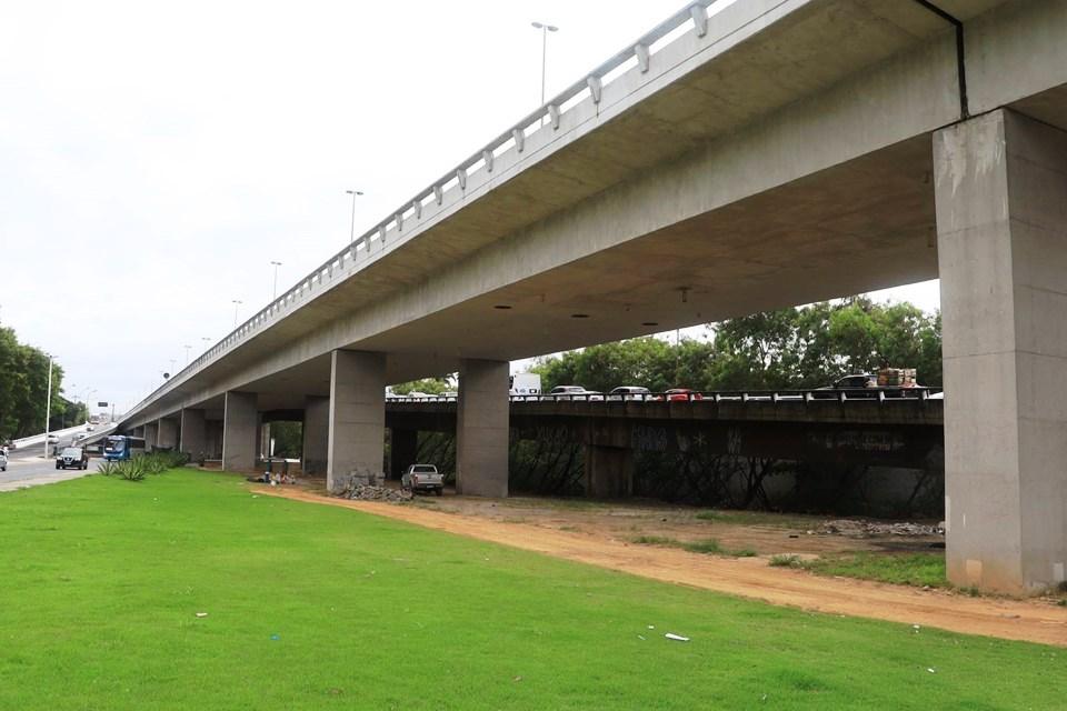 Governo do Espírito Santo entrega obras no viaduto da Segunda Ponte