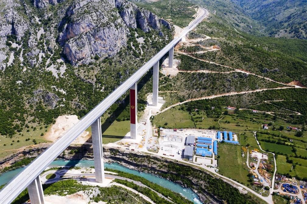 Montenegro constrói rodovia de US$ 1 bilhão que não leva a lugar nenhum