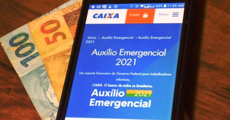 Caixa libera saque do auxílio emergencial para 2,3 milhões de trabalhadores, nesta segunda-feira (5)