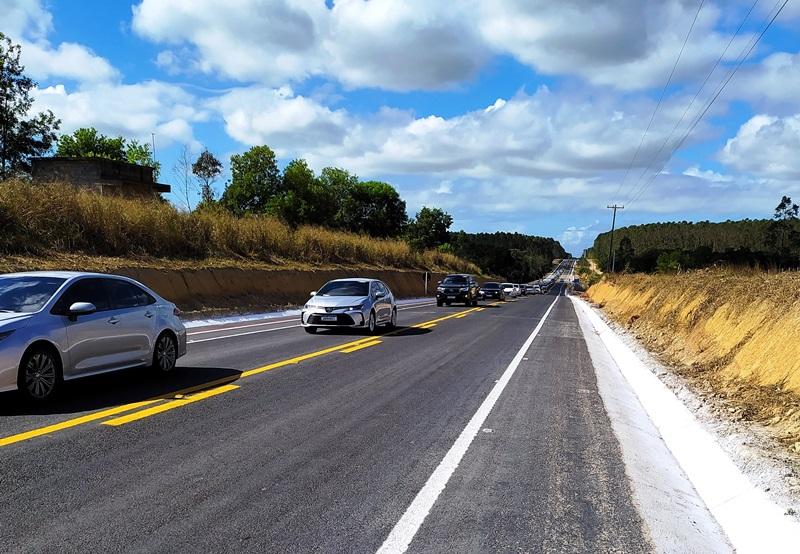 Casagrande inaugura obras de pavimentação do trecho Conceição da Barra x Itaúnas