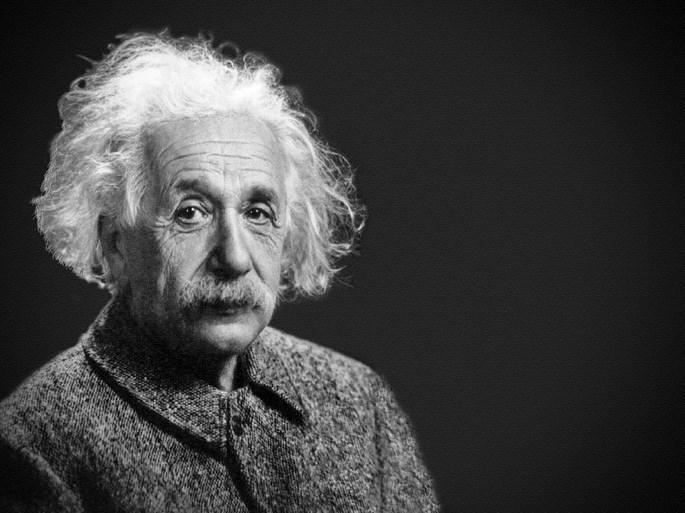 Cérebro de Einstein é mantido conservado até hoje: Veja as fotos