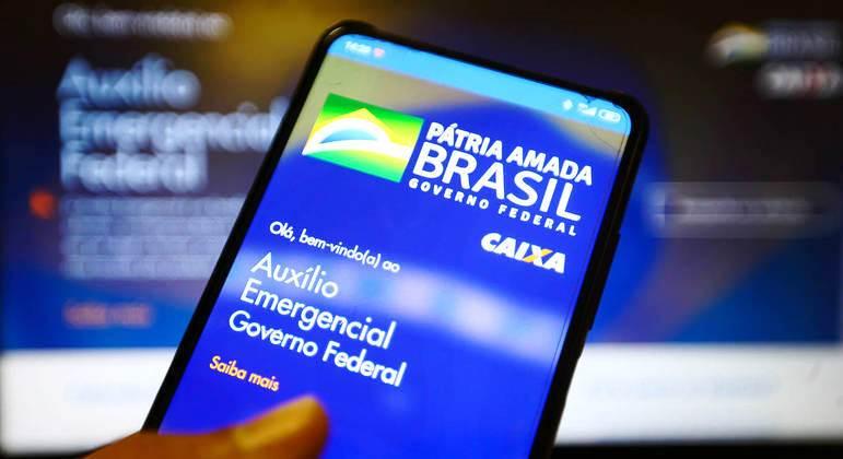 Caixa libera saque da terceira parcela do auxílio emergencial nesta quinta-feira (15)