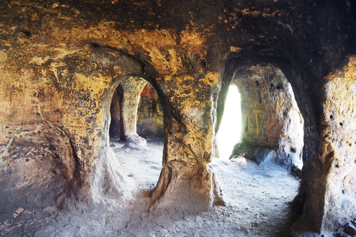 Caverna na Inglaterra é identificada como casa de rei do século 9