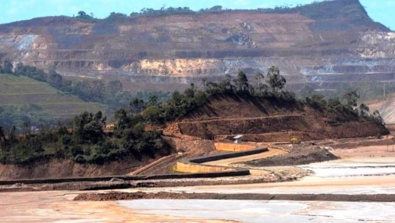 Tribunal londrino reabre processo de US$ 6,9 bilhões contra BHP por desastre de Mariana