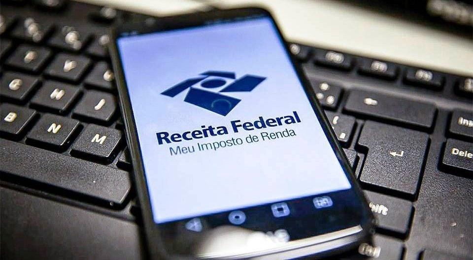 Receita paga restituições do terceiro lote do Imposto de Renda nesta sexta-feira (30)