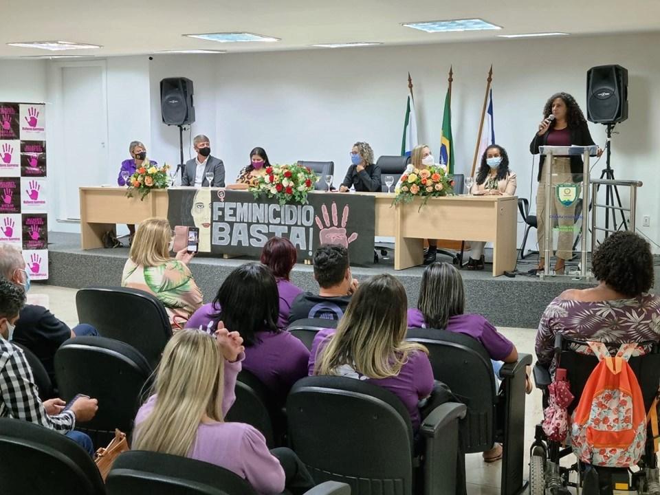 Jacqueline Moraes participa do lançamento do Agosto Lilás na Serra (ES)