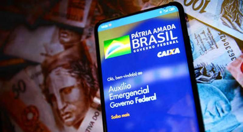 Caixa libera saque da 4ª parcela do auxílio emergencial para nascidos em agosto, nesta quinta-feira (12)