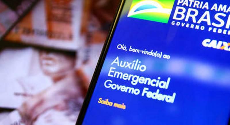 Caixa deposita 5ª parcela do auxílio emergencial a nascidos em fevereiro e março, neste sábado (21)