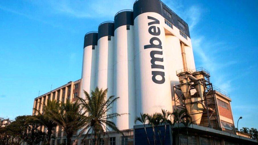 Ambev oferta 300 vagas de estágio e trainee por todo o Brasil; Faça sua inscrição