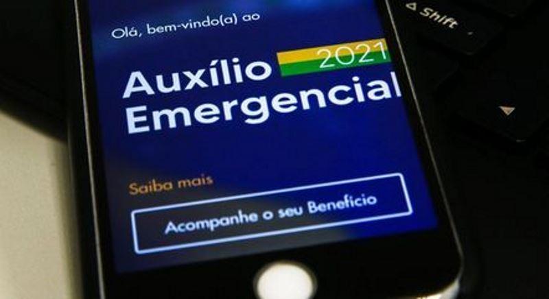 Caixa libera saque da 5ª parcela do auxílio para nascidos em junho, nesta sexta-feira (10)