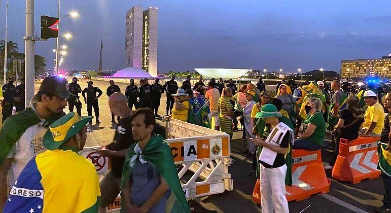 Esplanada dos Ministérios volta a ser interditada neste domingo (12)