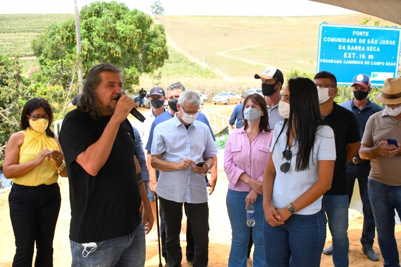 Daniel Santana e Paulo Foletto inauguram ponte de São José da Barra Seca, em São Mateus, no ES