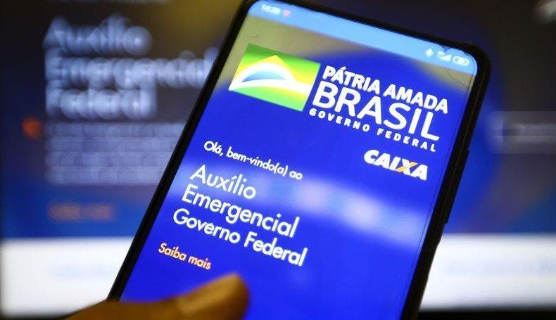 Caixa libera saque da 5ª parcela do auxílio emergencial para nascidos em agosto, nesta terça-feira (14)