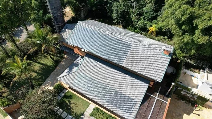 Brasil desenvolve sua primeira telha de concreto que capta energia solar