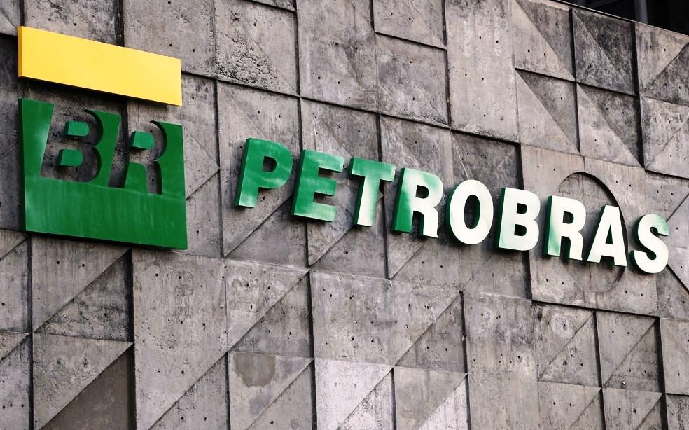 Petrobras anuncia reajuste nos preços da gasolina e do gás de cozinha