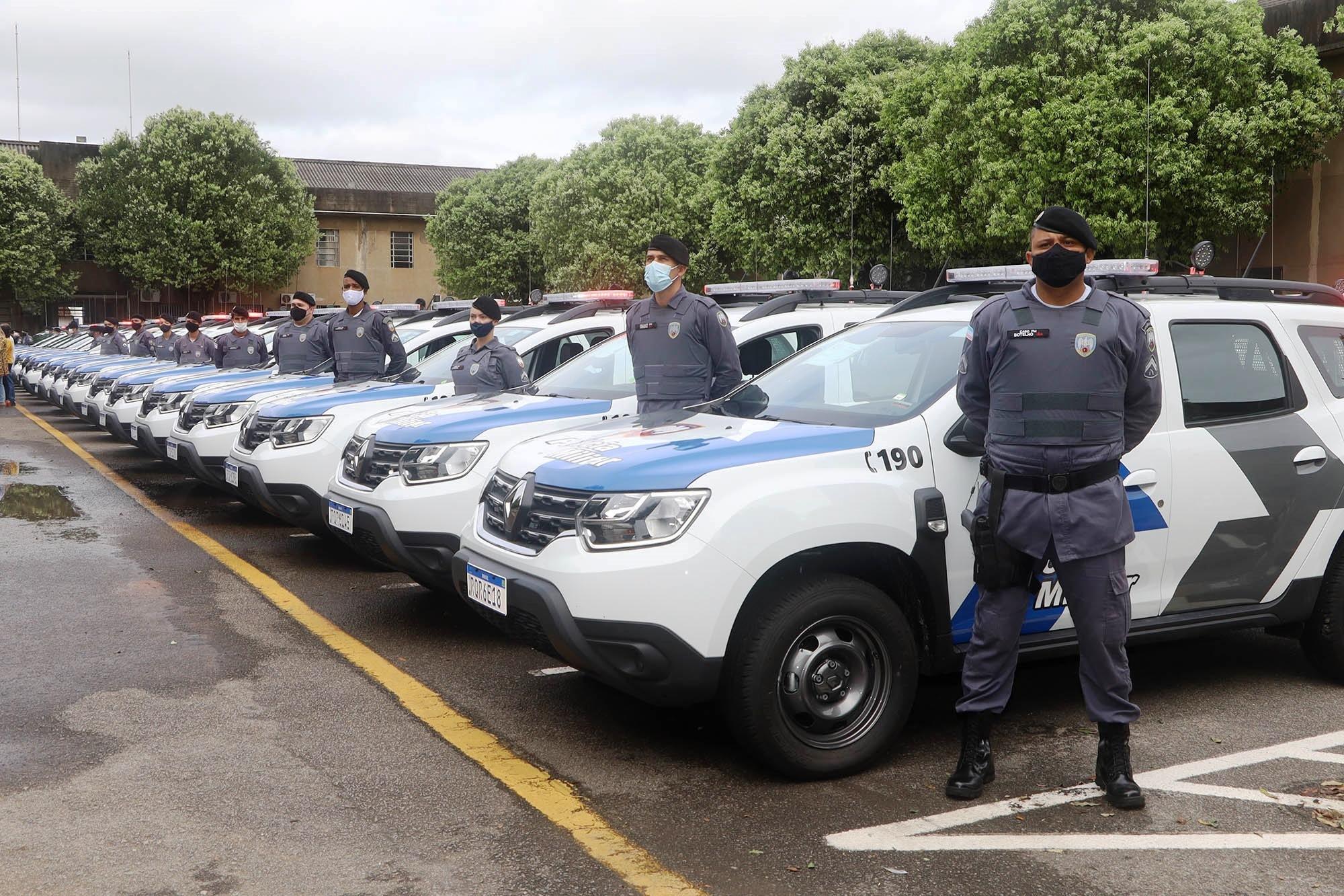 Casagrande entrega 94 novas viaturas à Polícia Militar do Espírito Santo