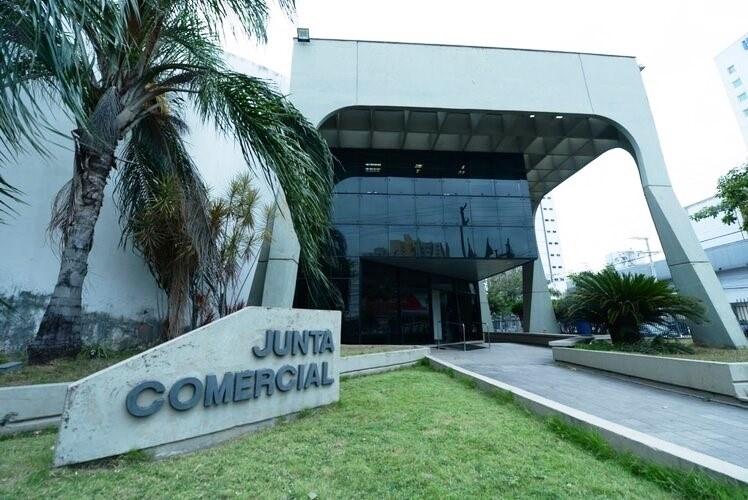 Junta Comercial registra em novembro menor número de empresas fechadas no ano