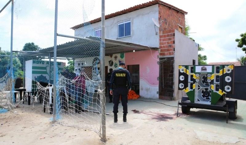 Cinco pessoas são assassinadas e seis são baleadas em chacina em Fortaleza