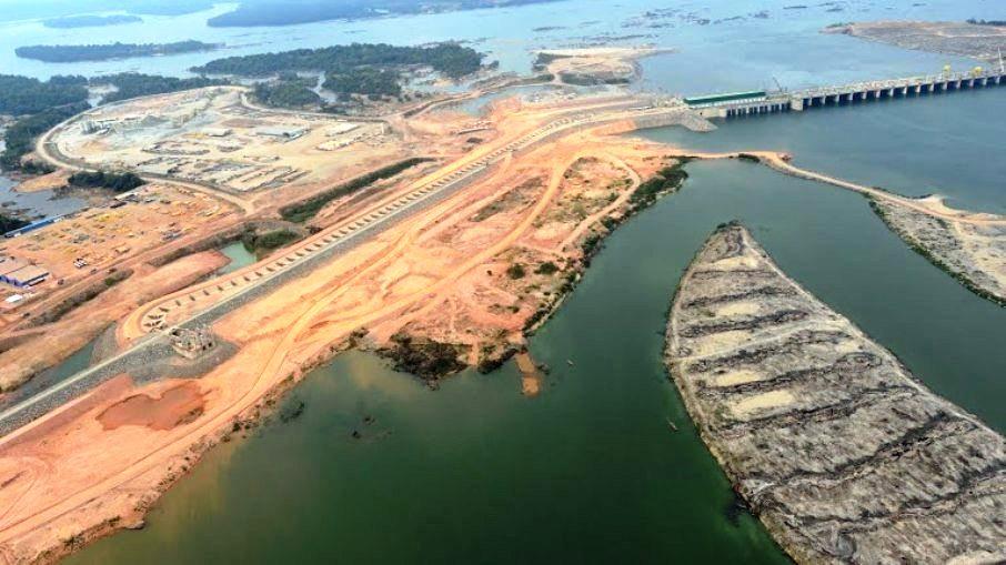 Belo Monte quer gerar mais energia em 2022, mas trava queda de braço com Ibama