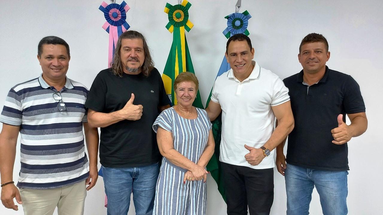 Daniel Santana recebe o deputado Da Vitória, que renova a parceria com o município de São Mateus para 2022