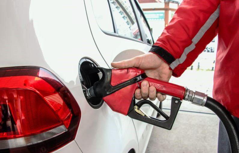 Preço da gasolina e diesel ficam mais caros nas refinarias a partir desta quarta-feira (12)