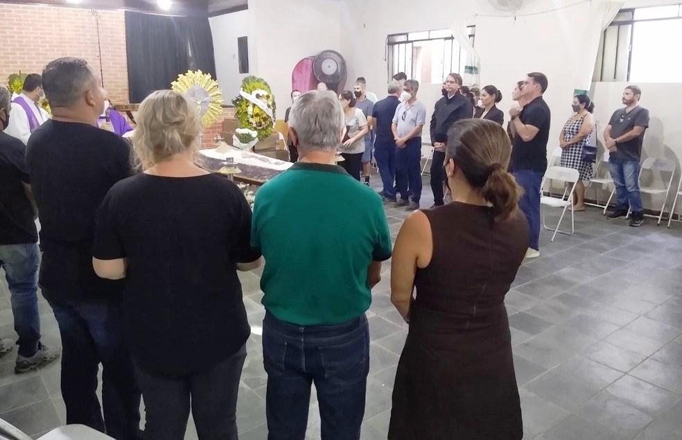 Bolsonaro chega a Eldorado, SP, para o velório da mãe