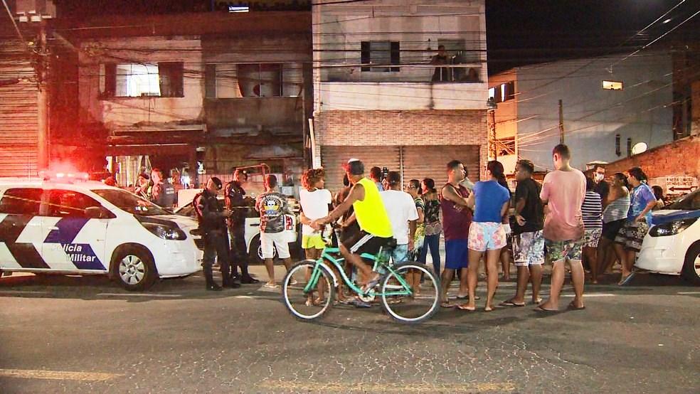 Suspeito de agredir a própria mãe é morto por traficantes em Vila Velha, ES