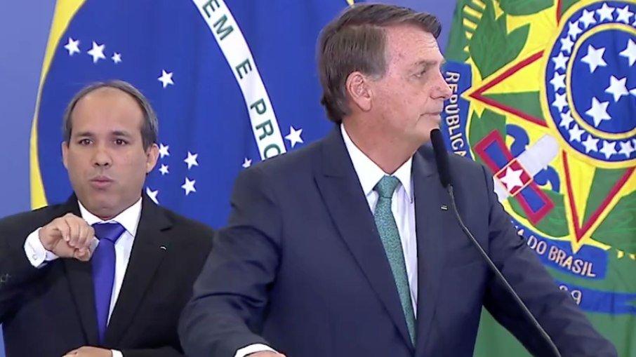 Bolsonaro diz que vai priorizar criação de empregos em 2022