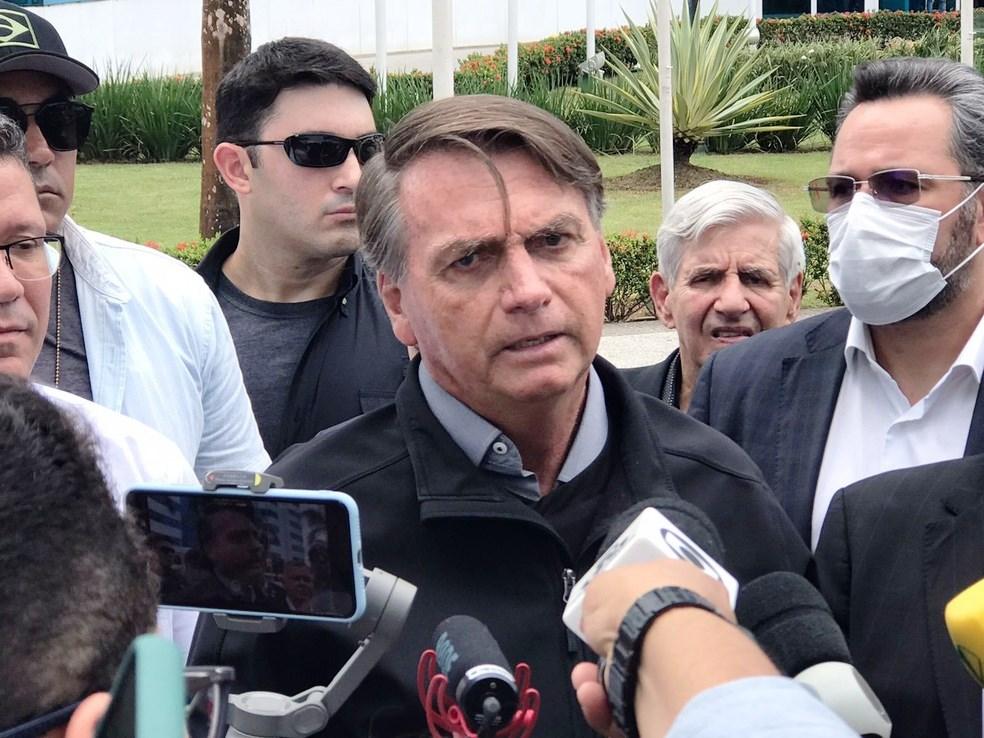 Bolsonaro prevê 11 trocas de ministros que vão disputar eleição: ‘Pacotão’